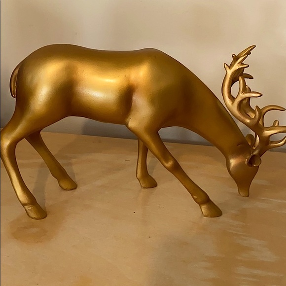 Golden finish, antique deer sculptures, set of 2 - Picture 6 of 7